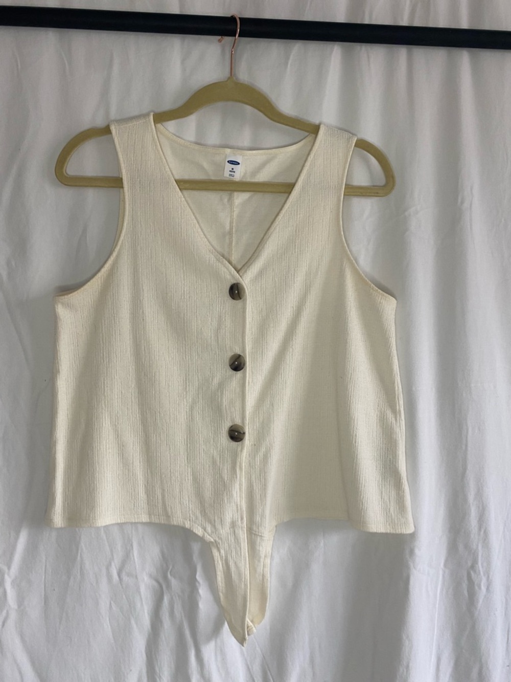 Old Navy Cream Button-Front V-Neck Tank